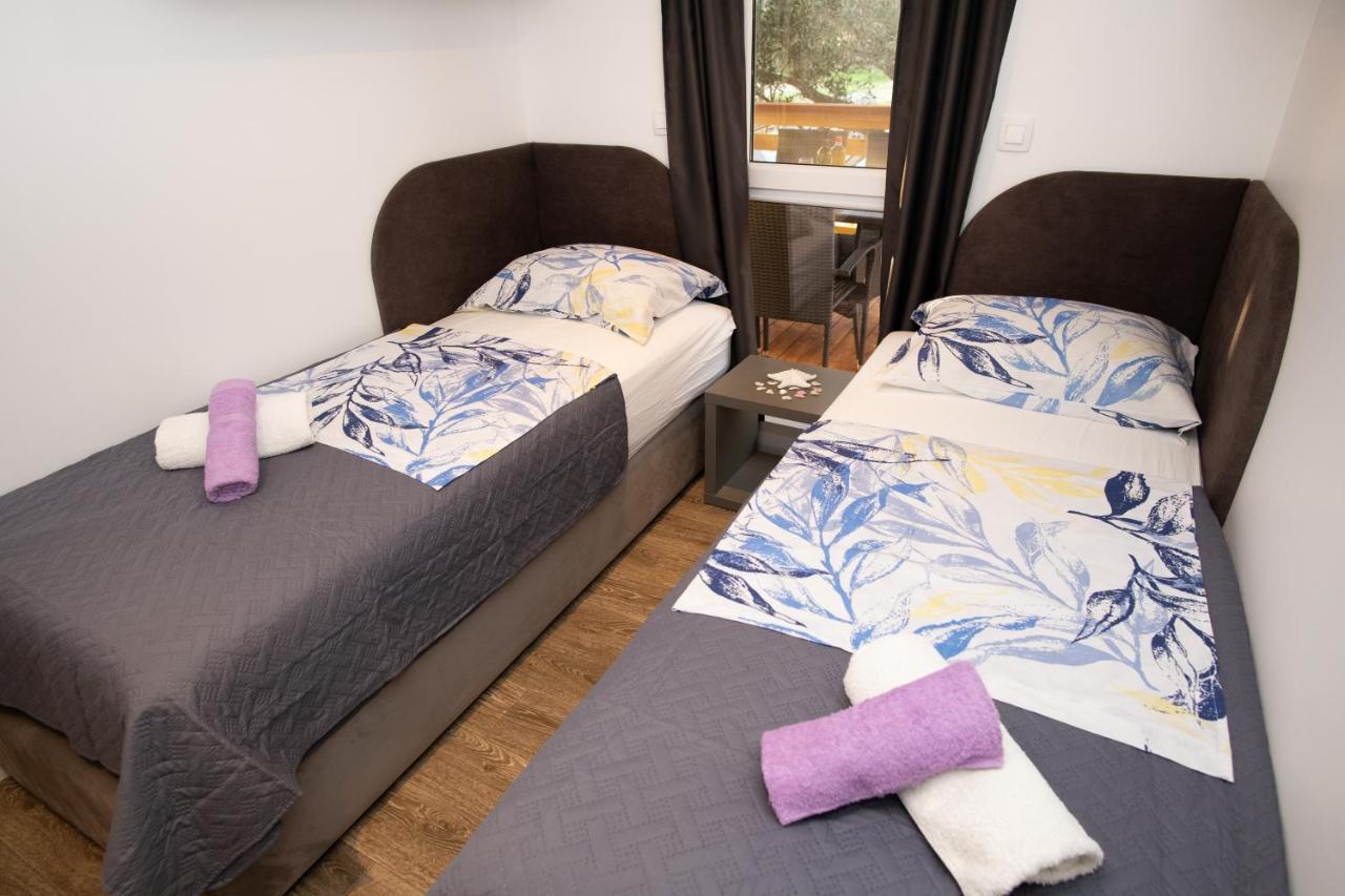 Authentic Camping Dalmatia Pirovac Εξωτερικό φωτογραφία