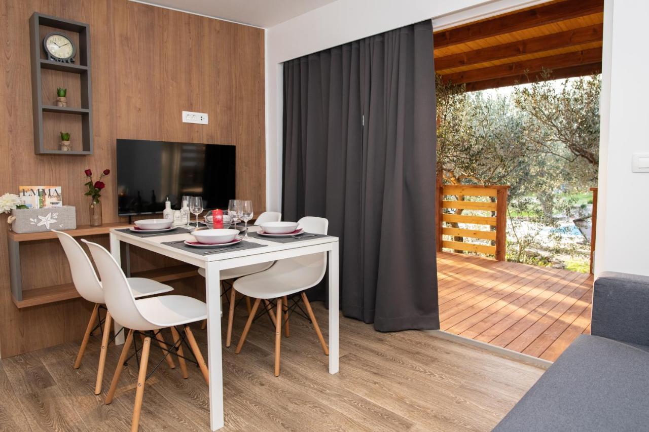 Authentic Camping Dalmatia Pirovac Εξωτερικό φωτογραφία