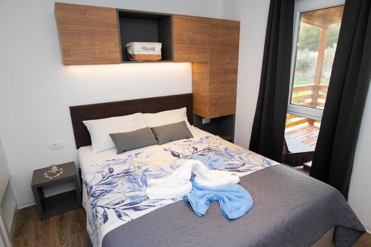 Authentic Camping Dalmatia Pirovac Εξωτερικό φωτογραφία