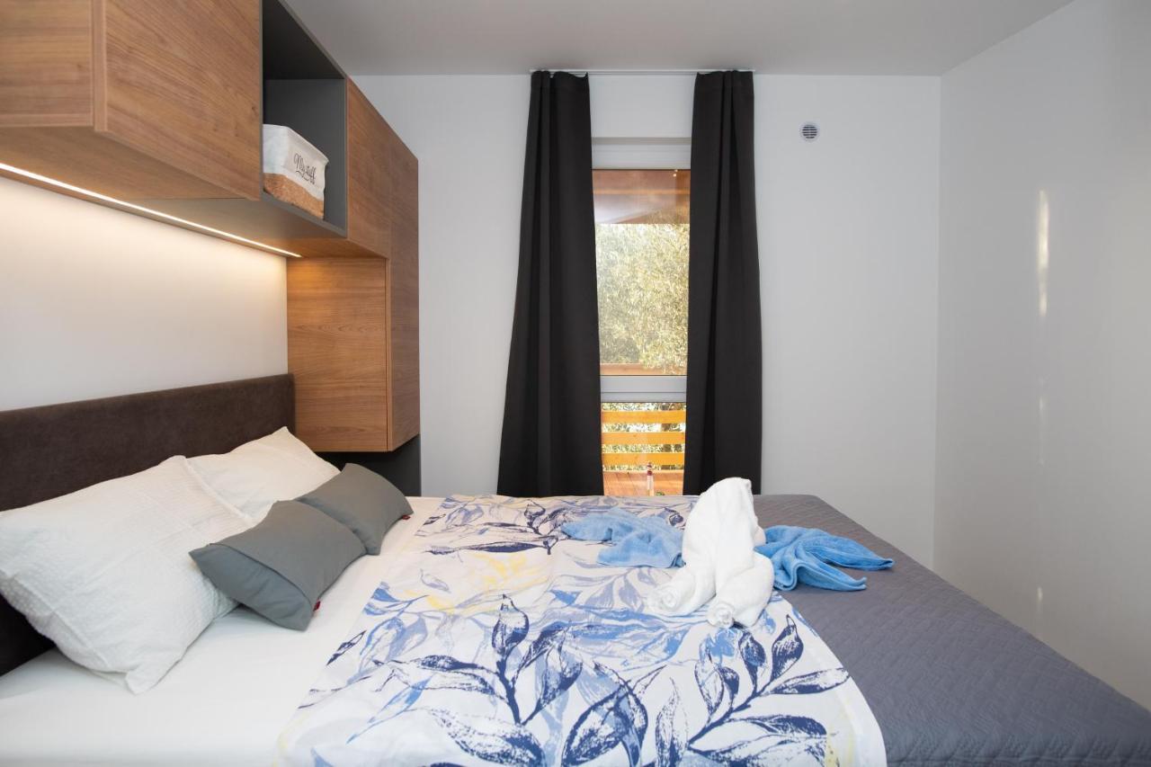 Authentic Camping Dalmatia Pirovac Εξωτερικό φωτογραφία