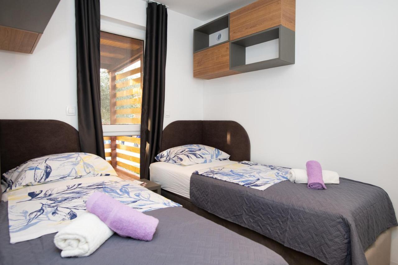 Authentic Camping Dalmatia Pirovac Εξωτερικό φωτογραφία
